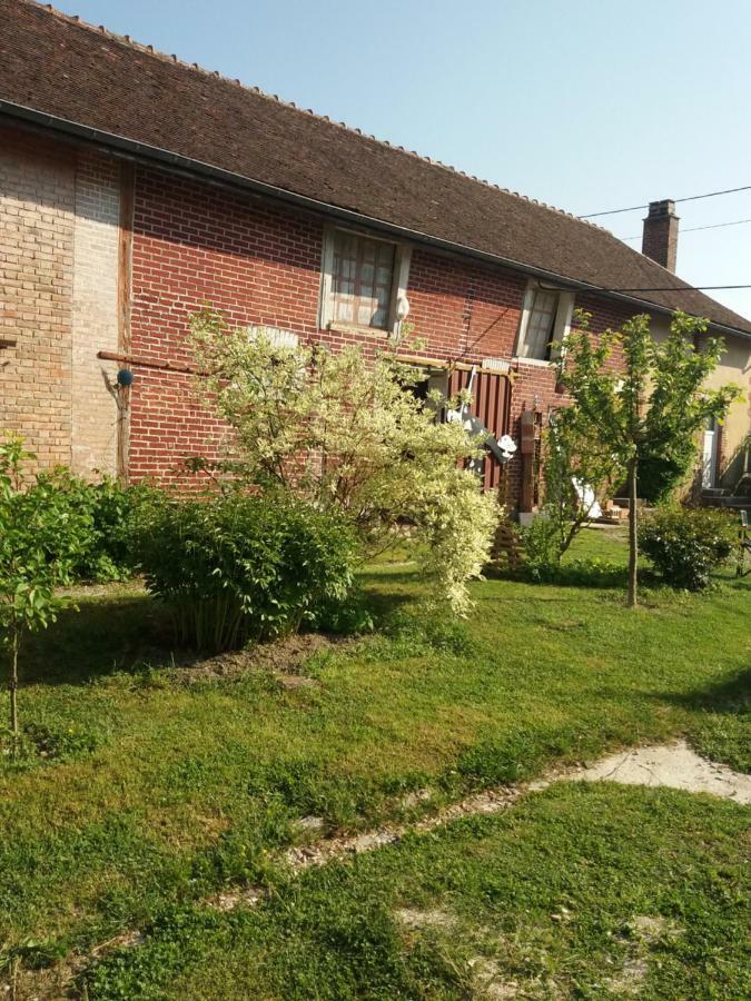 Campagn'Arts Bed & Breakfast Villechetif Exterior photo